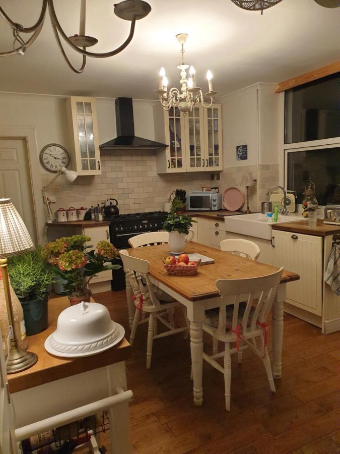 Judy'S B&B Private Home Cardiff Eksteriør bilde